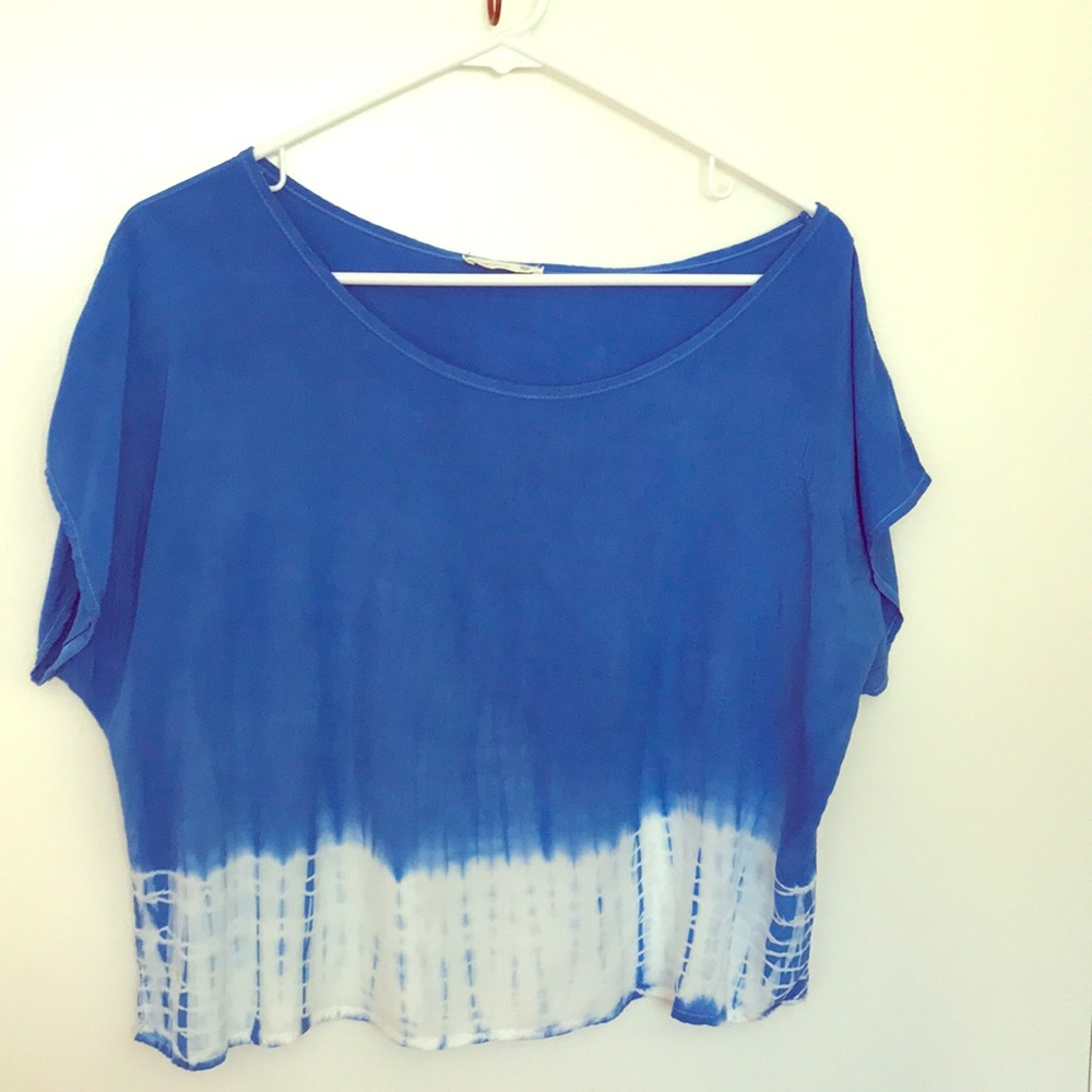 Flowy blue tie dye top